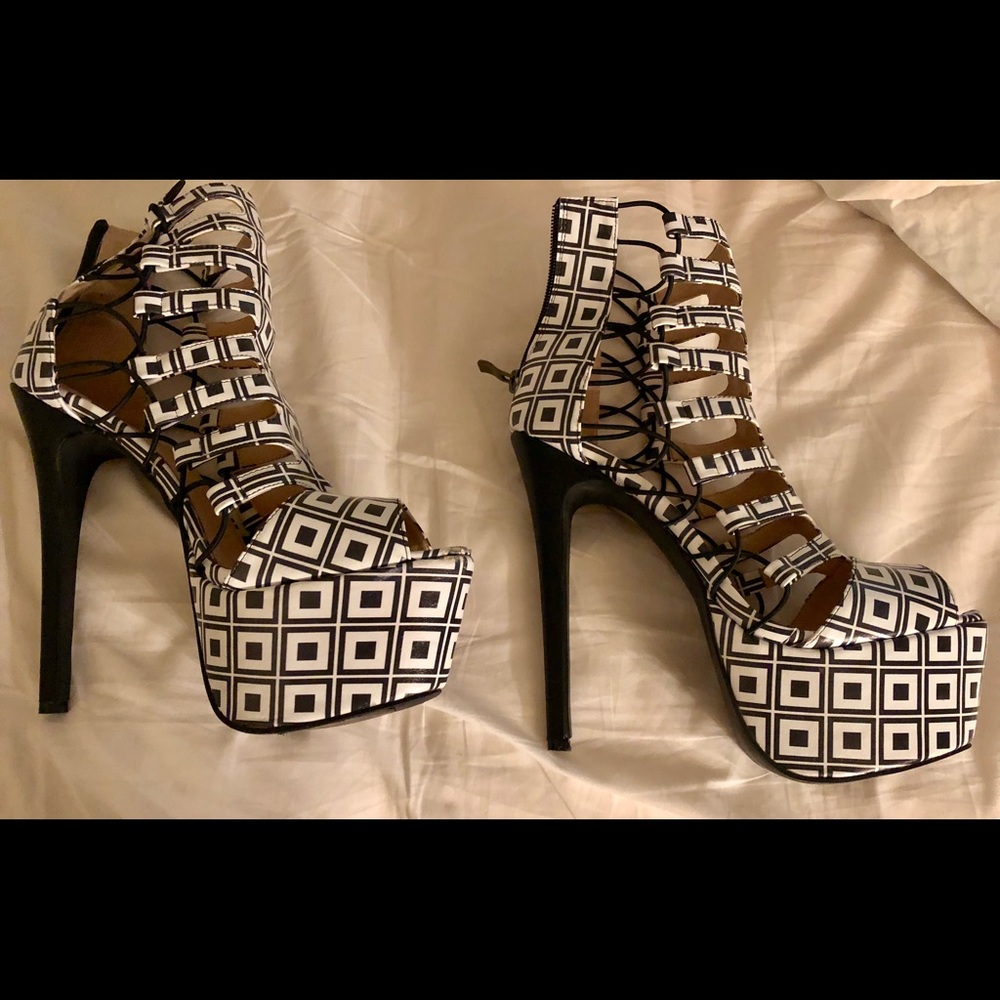 Geometric Platform Heels